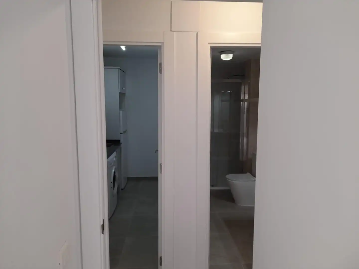 Badezimmer von Wohnungen zum Verkauf in Cáceres