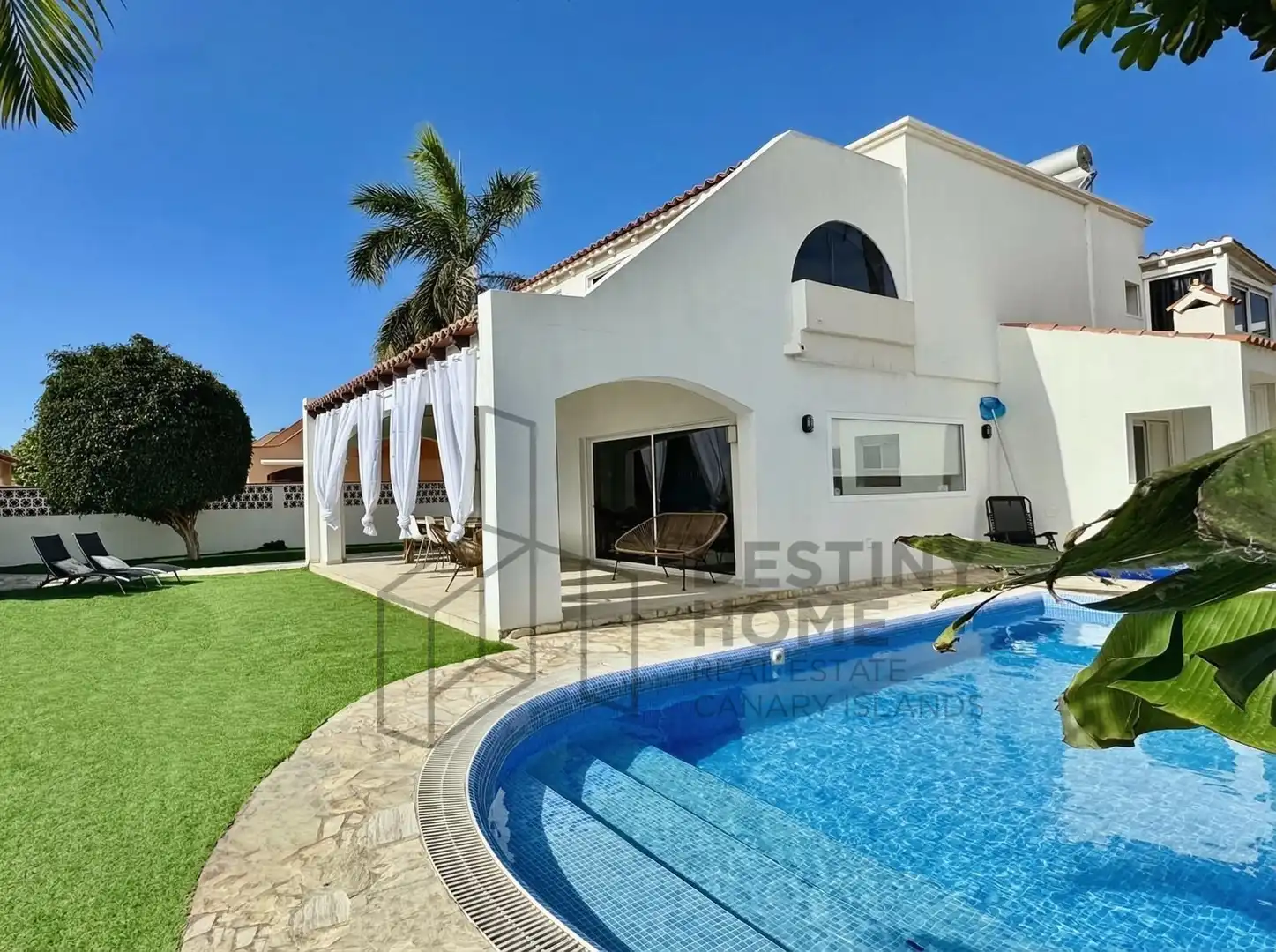 Exterior view of Houses for sale in La Oliva  with Private garden, Terrace and Storage room