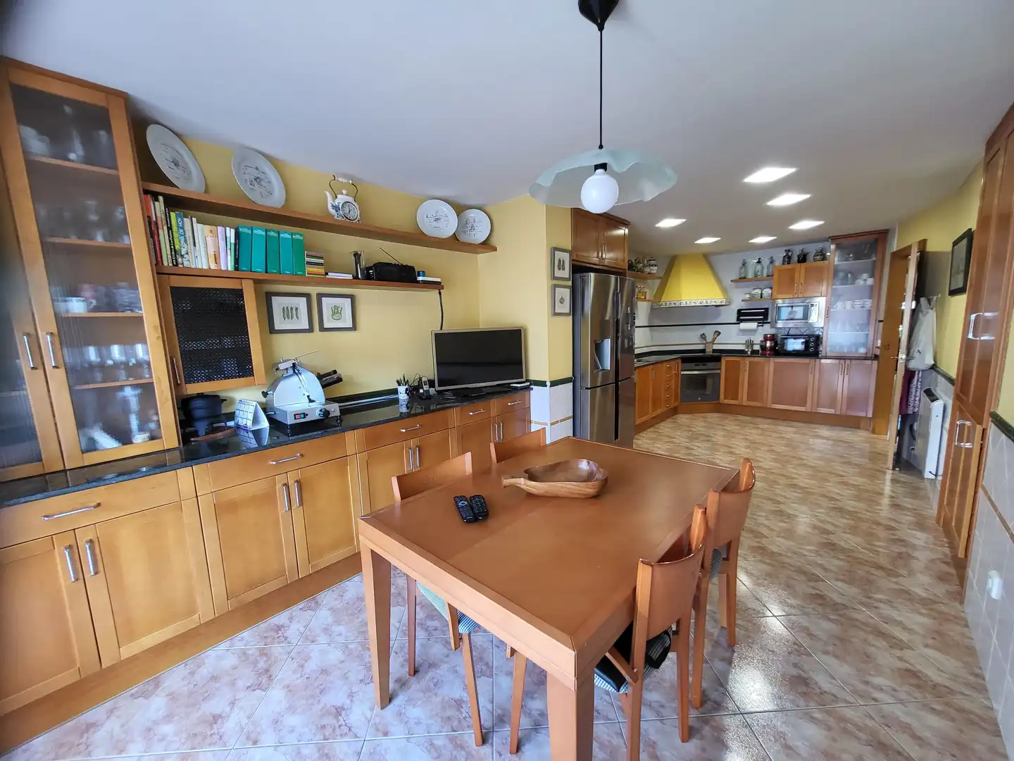 Cocina de Casa o chalet en venta en Pineda de Mar con Aire acondicionado, Calefacción y Terraza