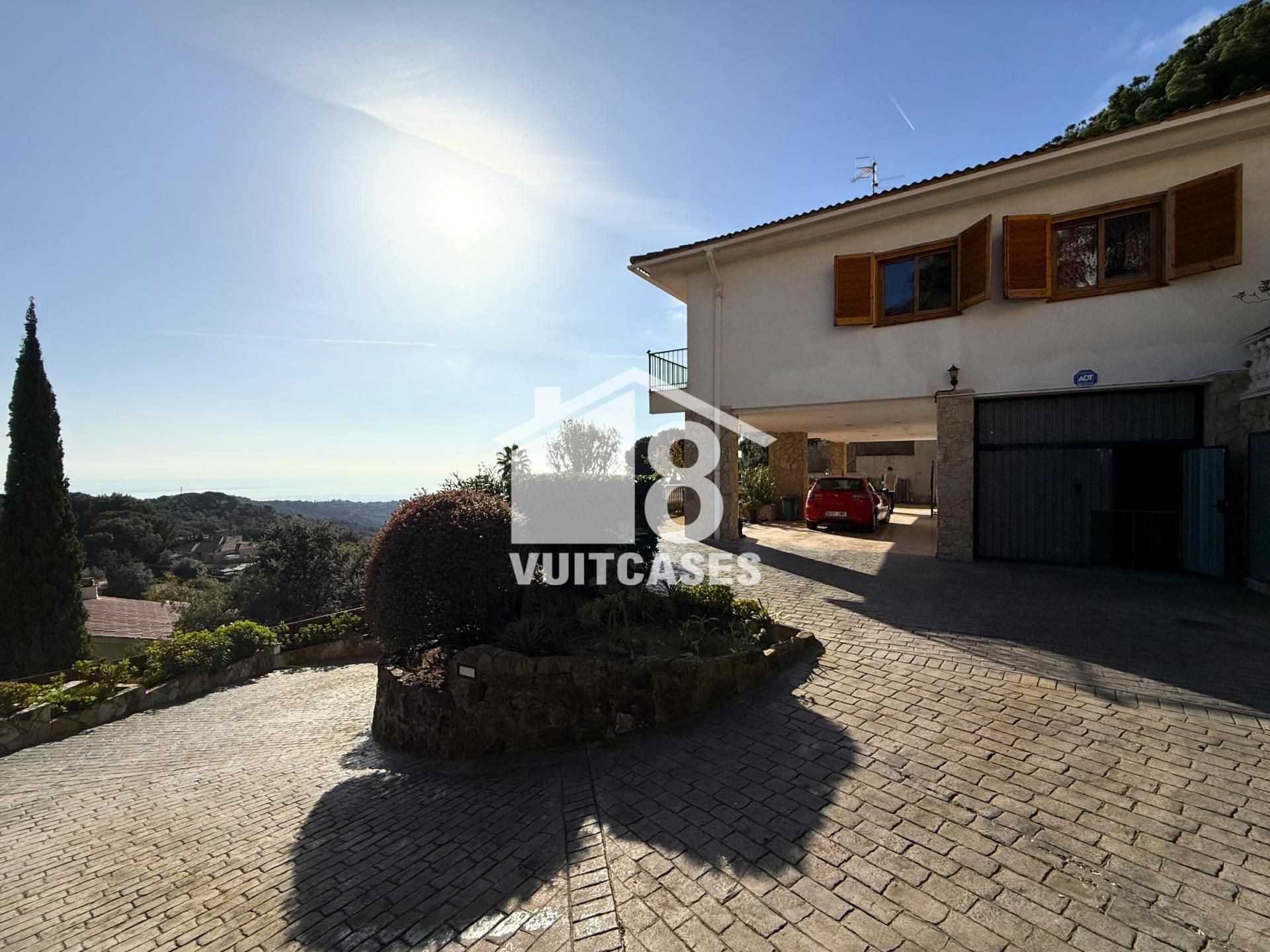 House or chalet for sale