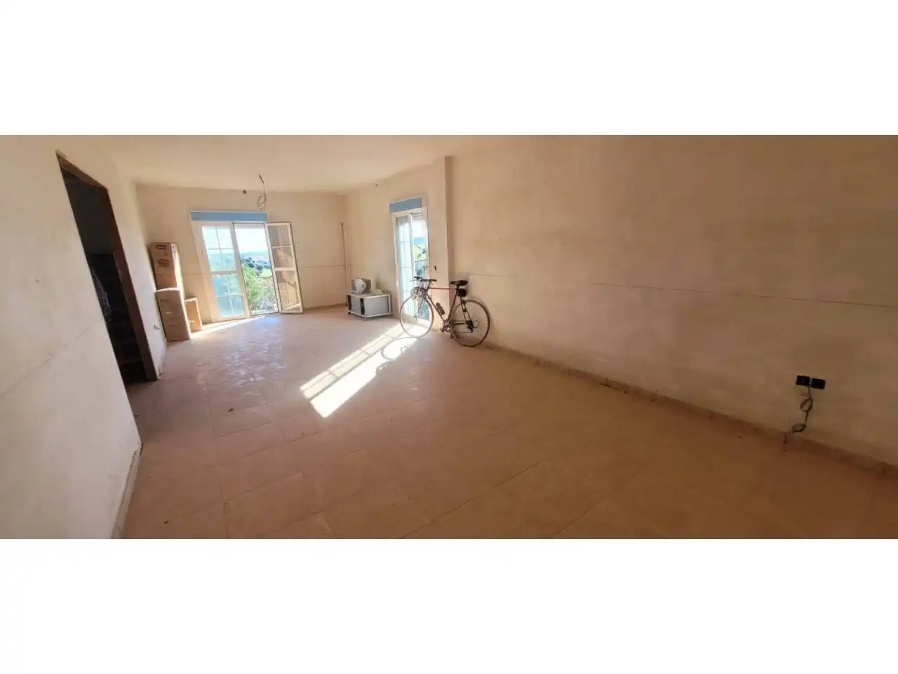 Houses for sale in Algeciras  with Private garden and Terrace