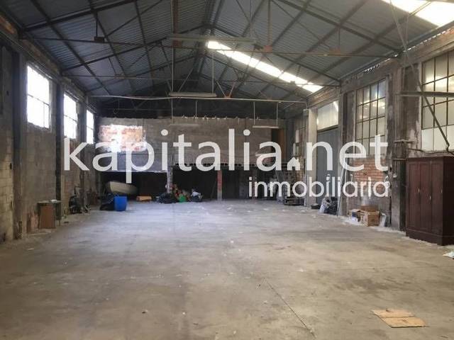 Nave industrial en Venta en Bocairent