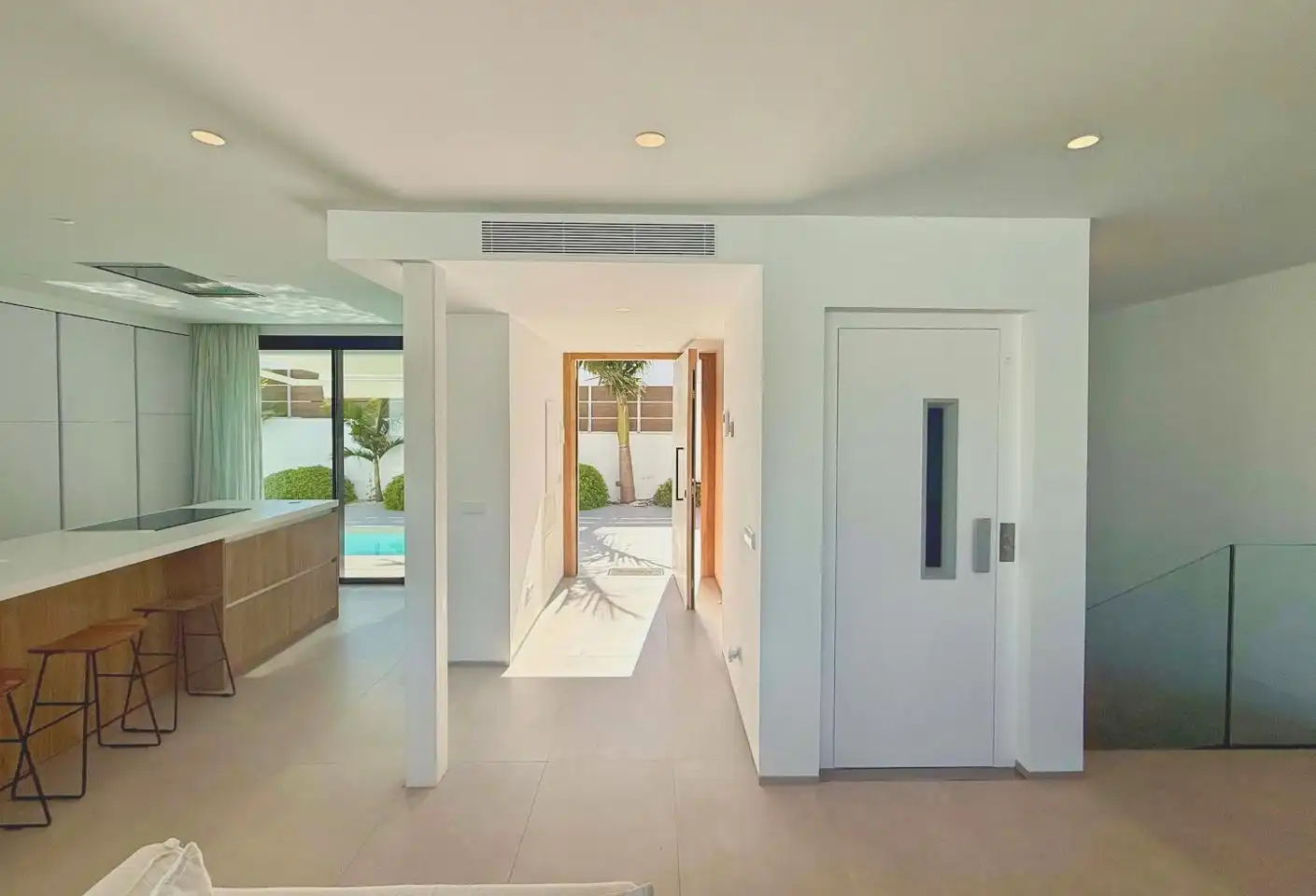 Casa aparellada amb piscina en venda a Jesús, imagen 4