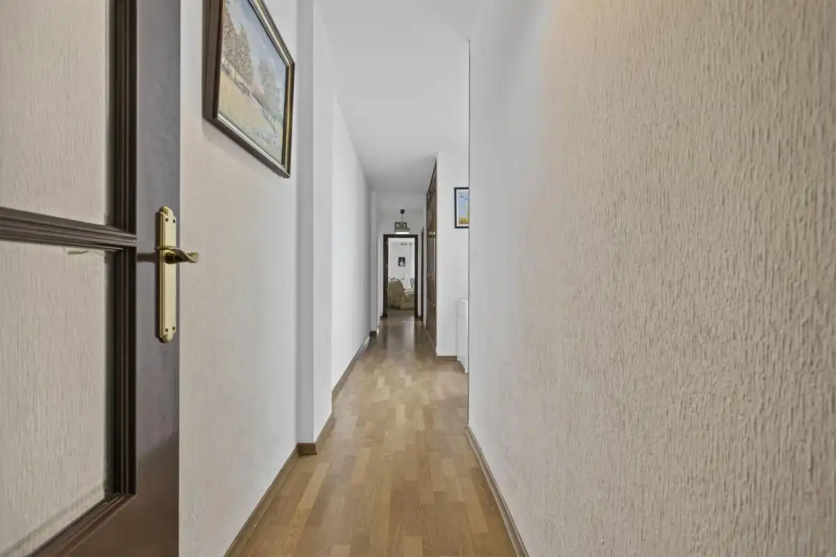 Flat for sale in Sevilla  with Air Conditioner and Heating