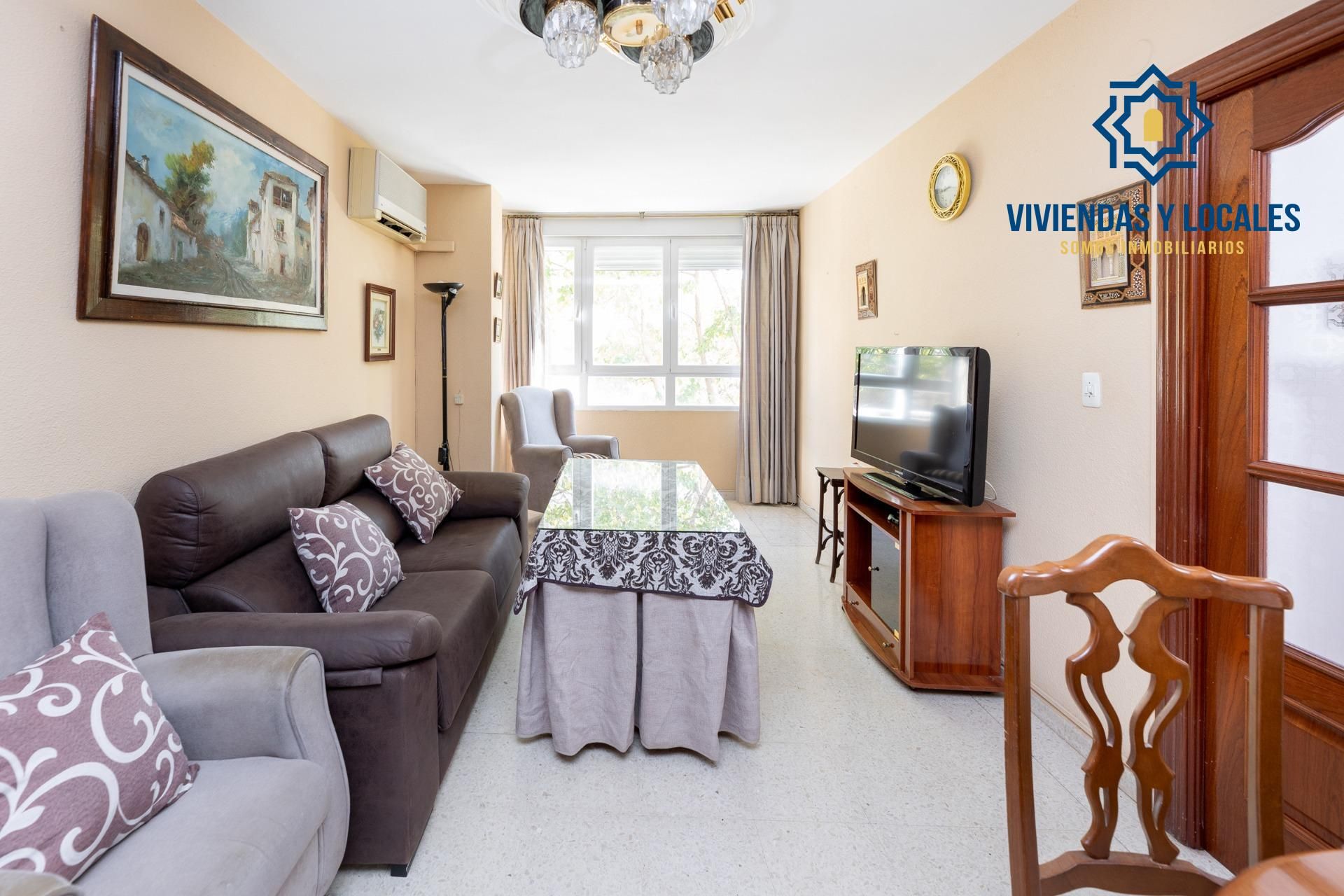 Sala d'estar de Pis en venda en  Granada Capital