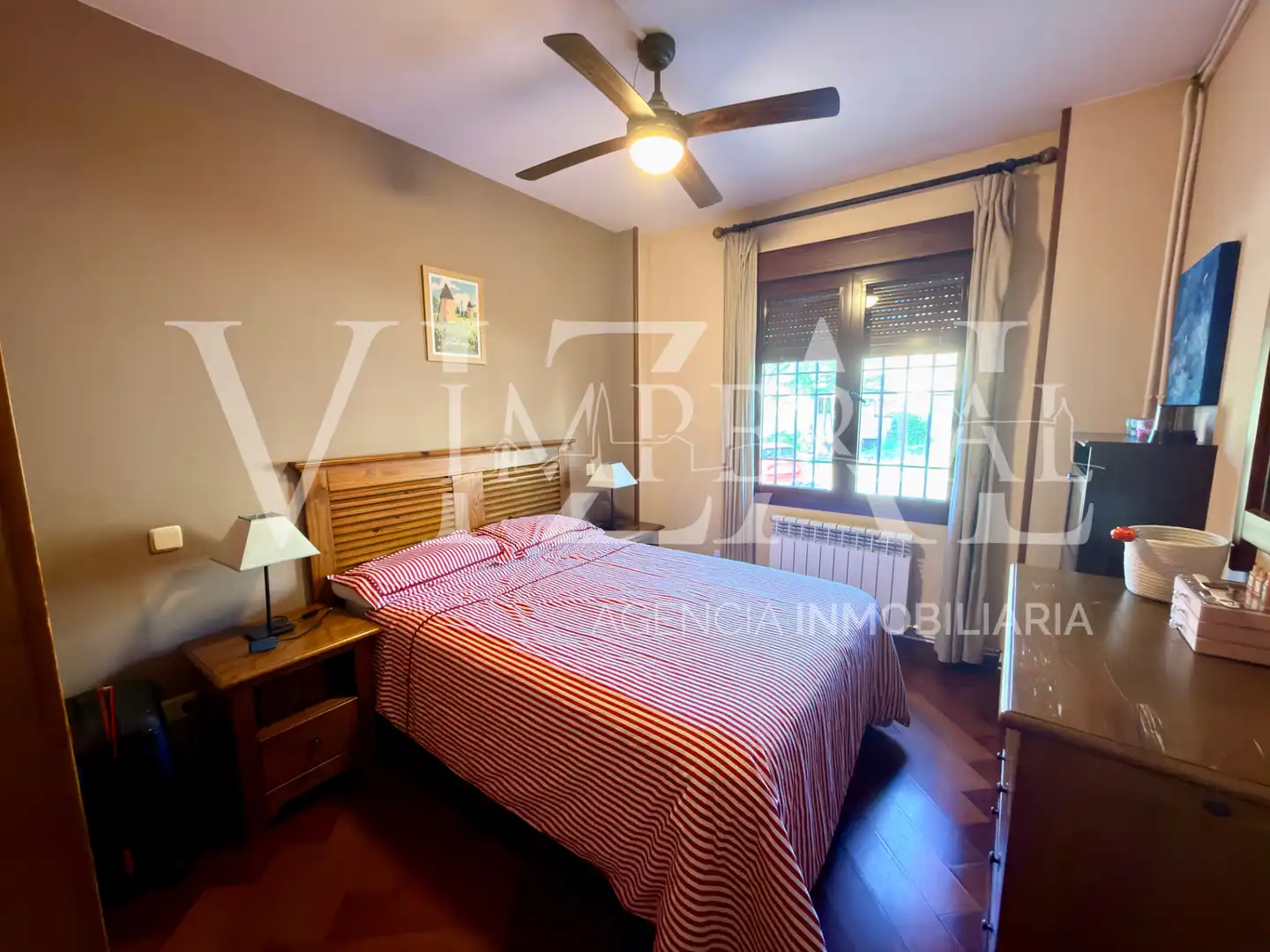 Habitación de Apartamento en venta en Toledo con Calefacción, Parquet y Trastero