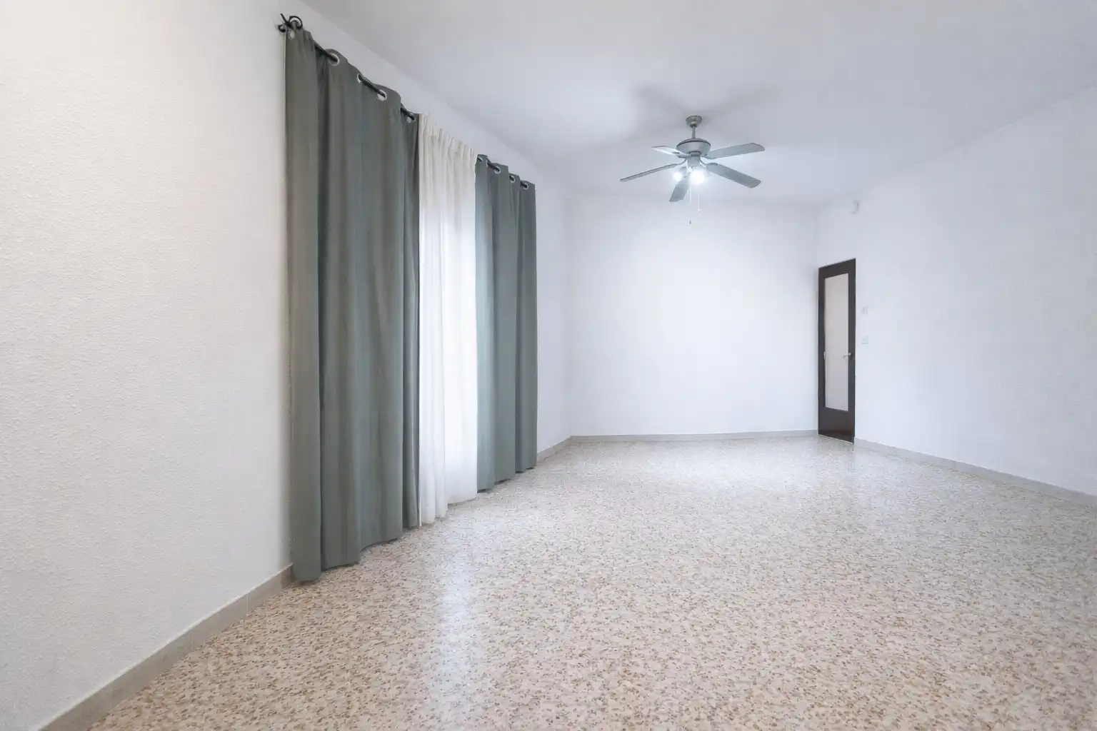 Piso con terraza en venta en Carrer Major, imagen 2