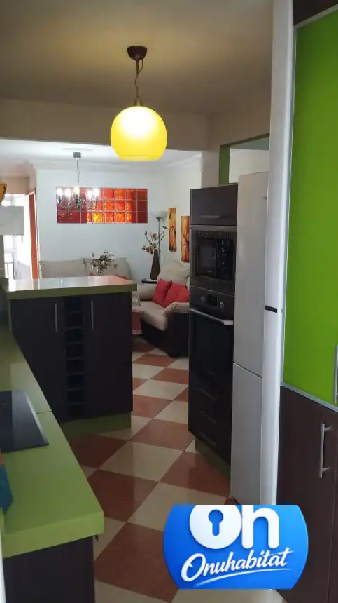 Cuina de Pis en venda en Huelva amb Aire condicionat, Moblat i Balcó