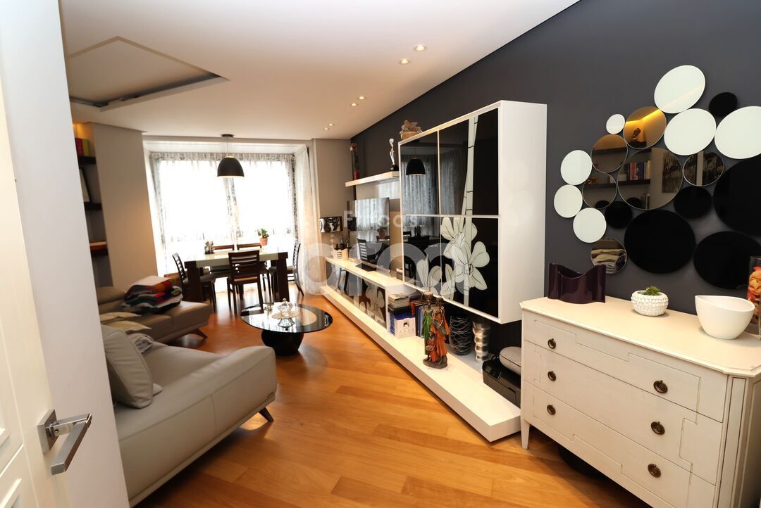 Sala d'estar de Pis en venda en Santurtzi  amb Calefacció i Balcó