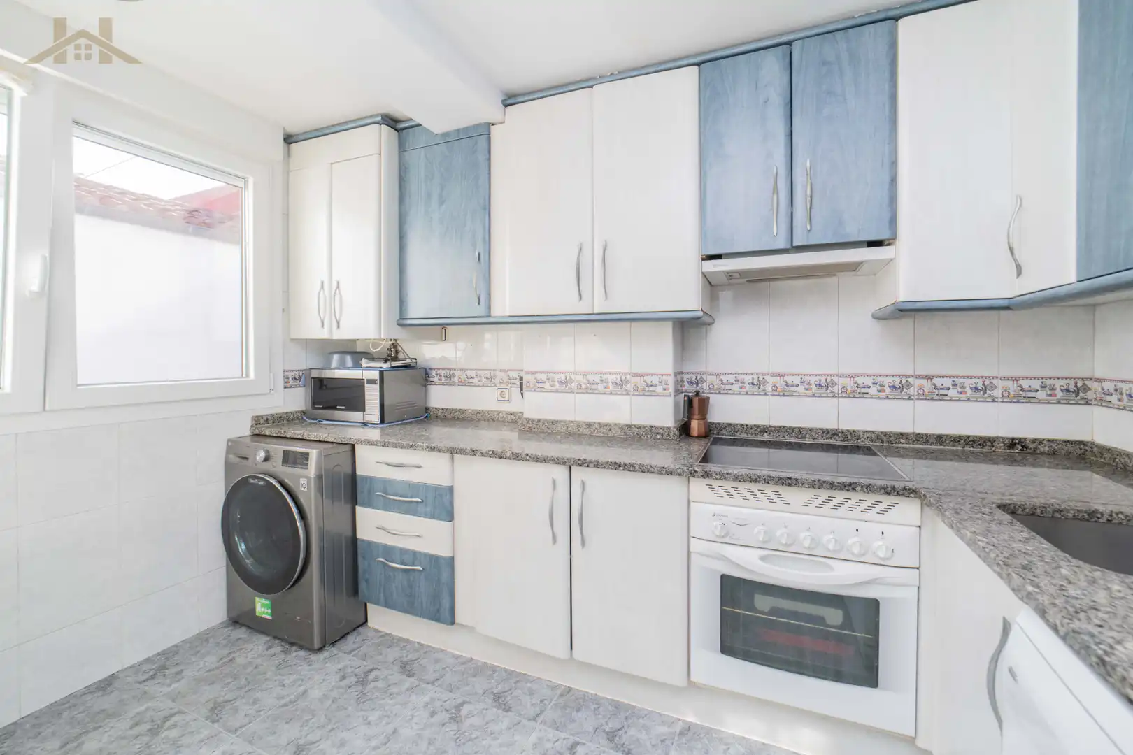 Kitchen of Flat for sale in Madrid  with Air Conditioner and Heating