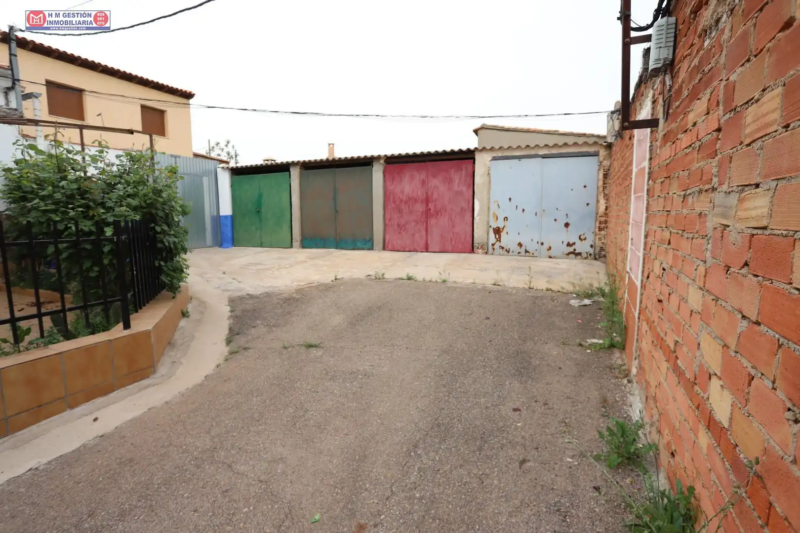 Parking de Casa o chalet en venta en Puerto Lápice con Aire acondicionado y Calefacción