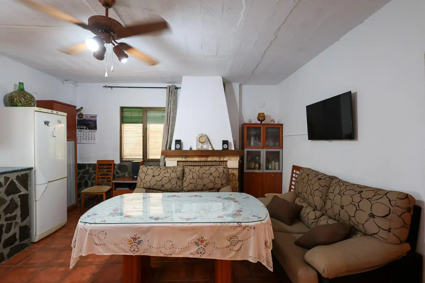 Wohnzimmer von Country house zum Verkauf in Cogollos de la Vega mit Schwimmbad und Möbliert