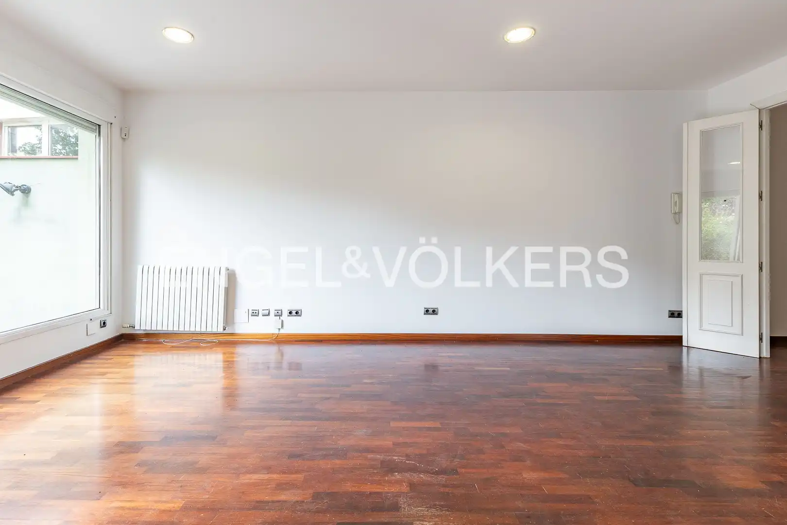 Sala d'estar de Casa adosada en venda en Sabadell amb Aire condicionat, Calefacció i Jardí privat