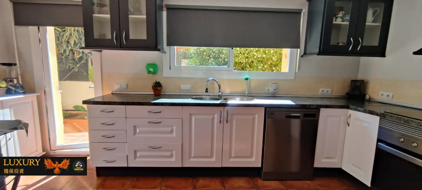 Cocina de Casa o chalet en venta en Cunit con Aire acondicionado, Calefacción y Jardín privado