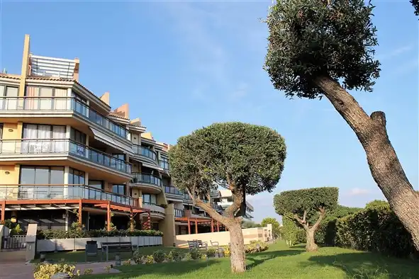 Außenansicht von Dachboden zur Miete in Cambrils mit Klimaanlage, Terrasse und Möbliert