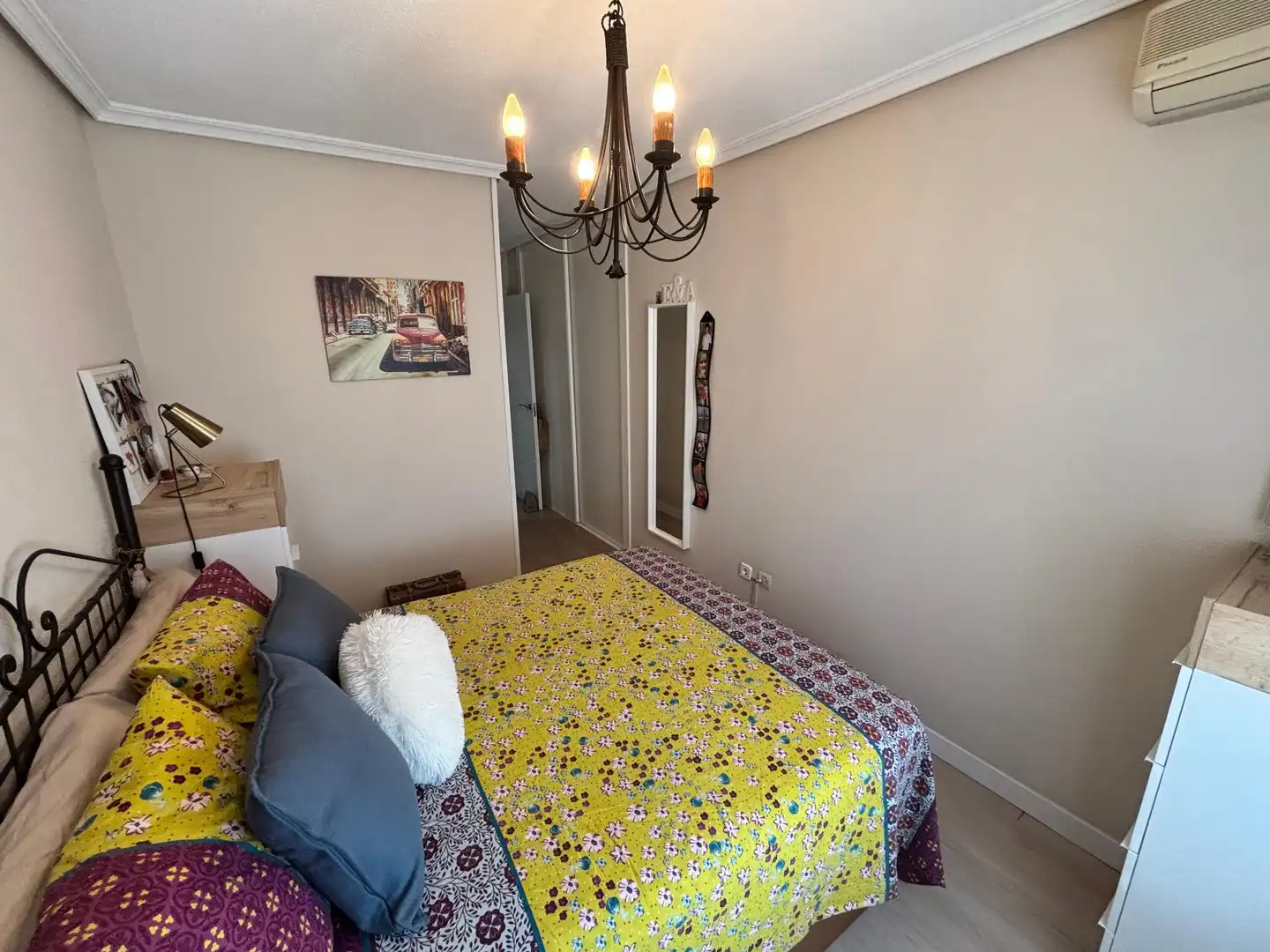 Schlafzimmer von Wohnung zum Verkauf in Madrid mit Klimaanlage, Heizung und Abstellraum