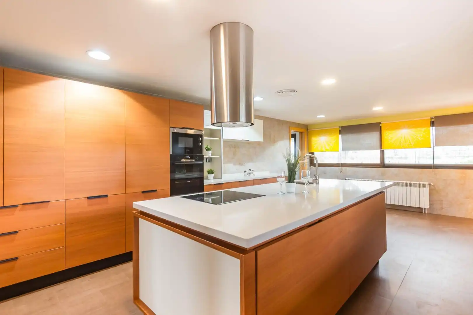Cocina de Casa o chalet en venta en Murcia con Aire acondicionado, Calefacción y Jardín privado