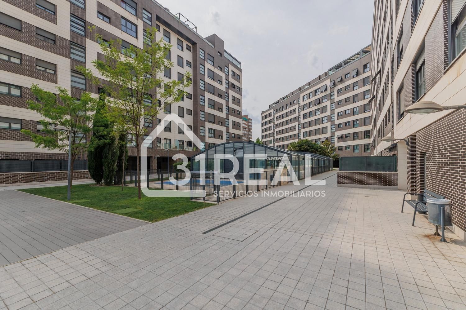 Exterior view of Flat for sale in  Madrid Capital  with Air Conditioner, Heating and Private garden