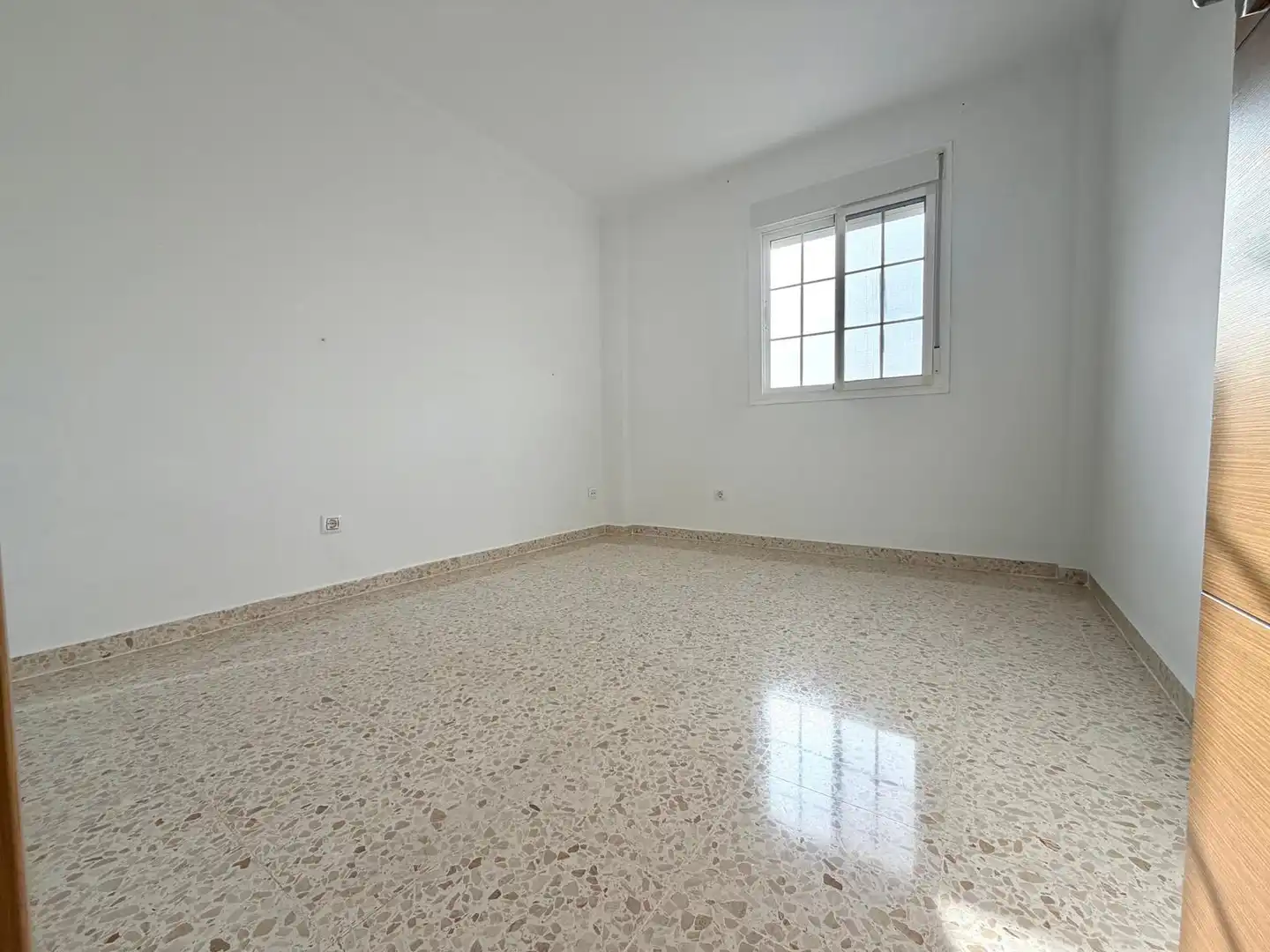 Flat for rent in Puertas del sur - Guadabajaque
