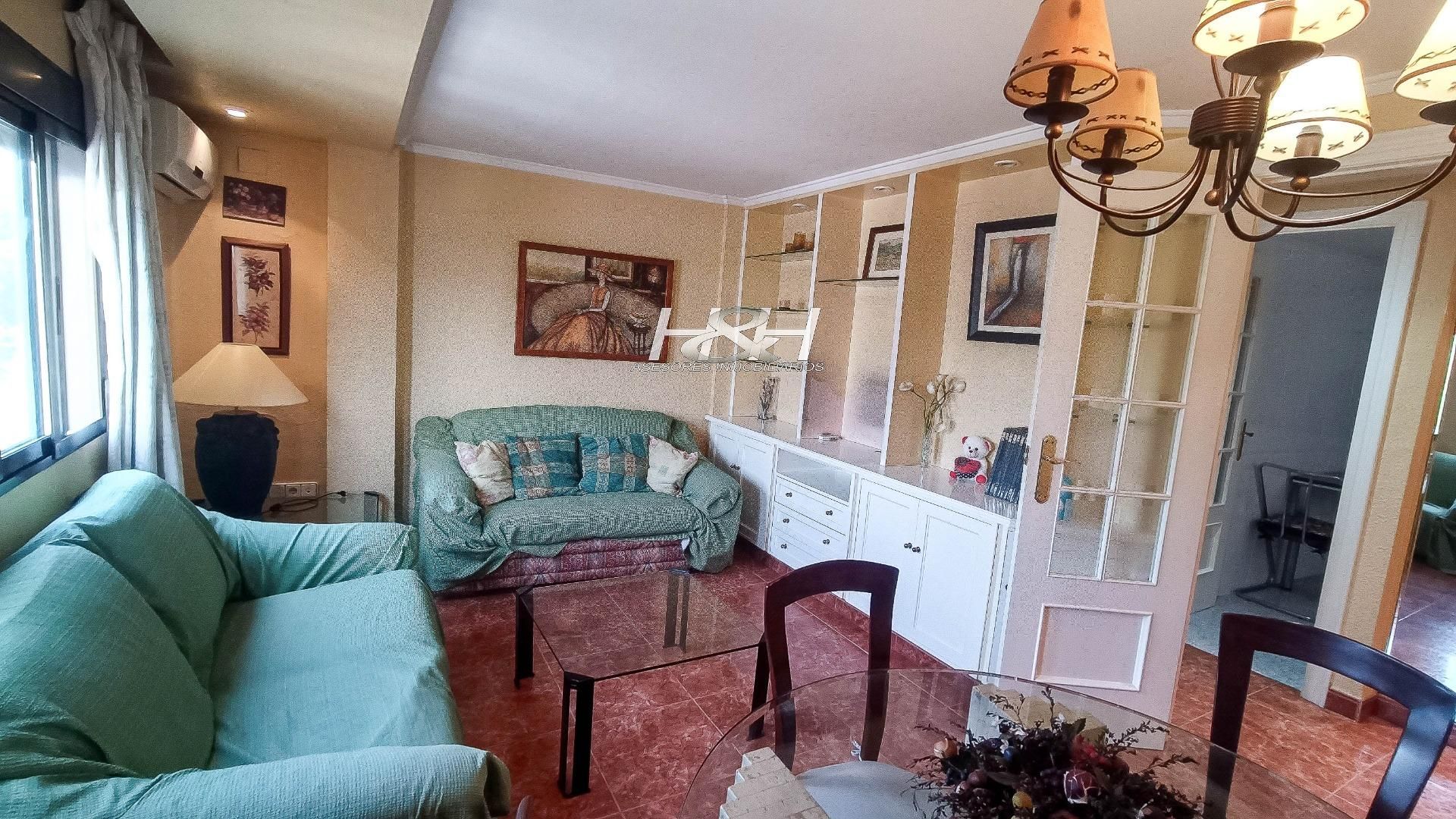 Living room of Flat for sale in Burjassot  with Air Conditioner and Balcony