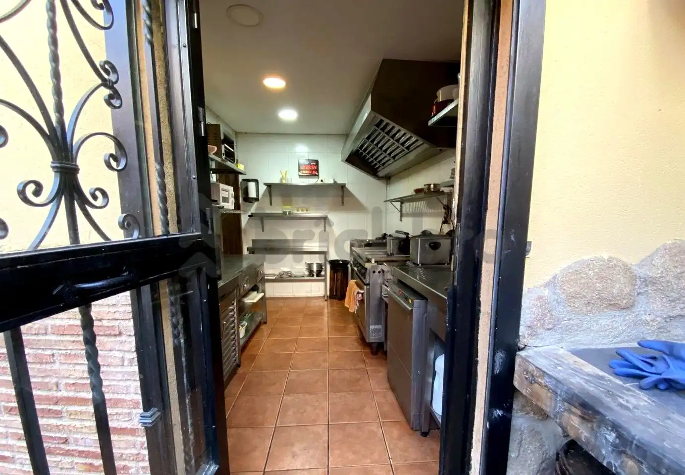 Local comercial de lloguer a Calle de Santa Ana, imagen 9