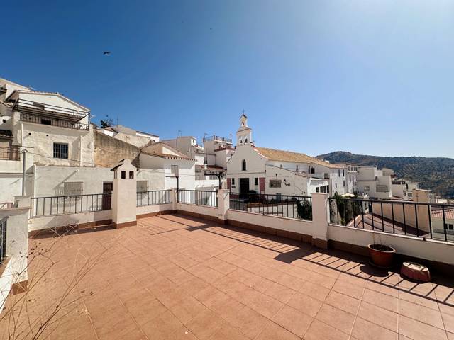 Casa-chalet en Venta en Olías