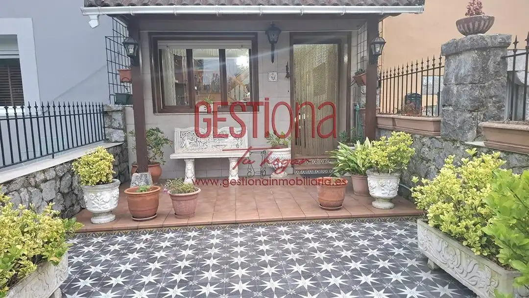 Adossat amb terrassa en venda a Hazas de Cesto, imagen 3