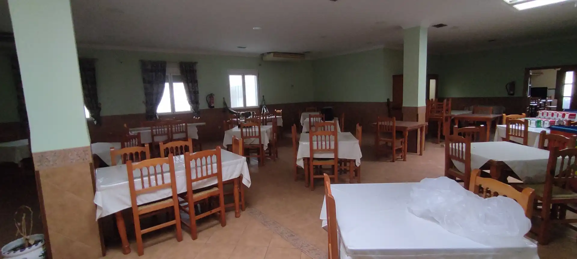 Local en venta en Alcázar de San Juan con Aire acondicionado, Calefacción y Terraza