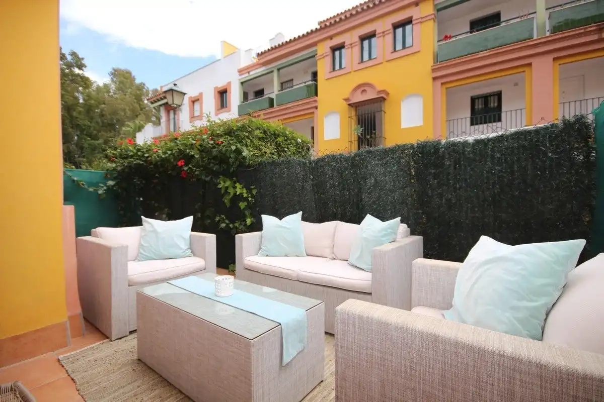 Terraza de Planta baja de alquiler en Estepona con Aire acondicionado, Calefacción y Terraza