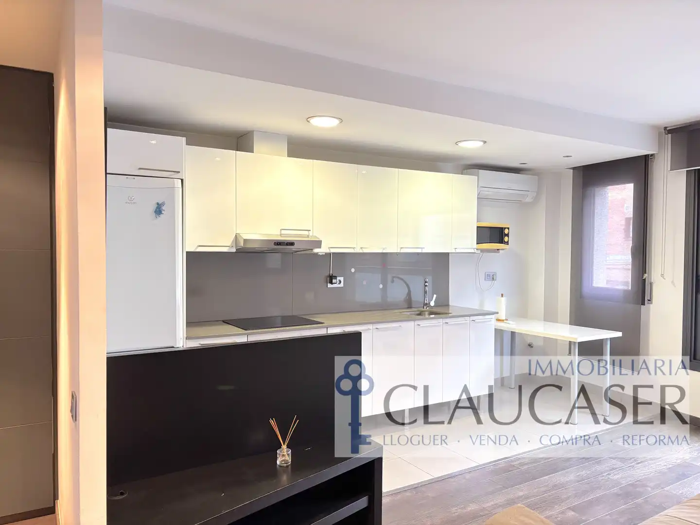 Kitchen of Flat for rent in Santa Coloma de Gramenet  with Heating, Furnished and Oven