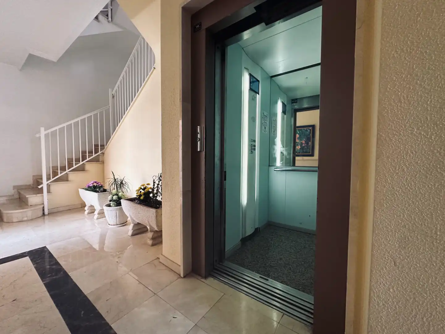 Wohnung zur Miete in Santa Pola mit Klimaanlage, Terrasse und Möbliert