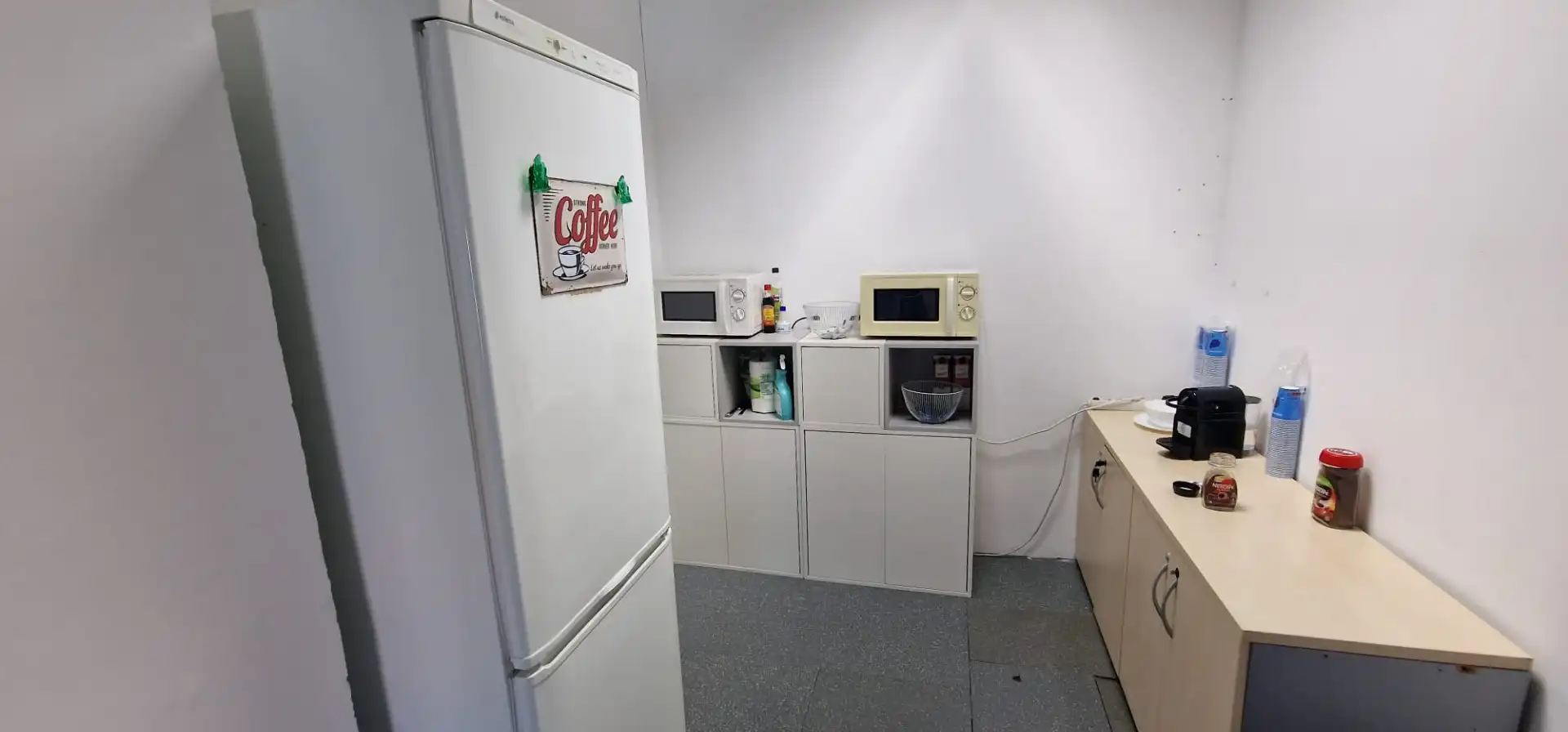 Büro zur Miete in Avinguda dels Vents, 9, Montigalà