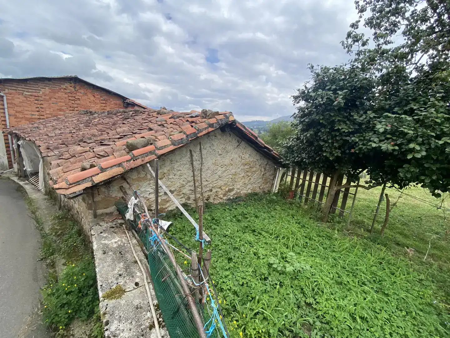 Piso en venta en Piloña con Jardín privado, Trastero y Balcón