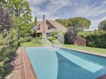 Casa con piscina en venta en L'Ametlla del Vallès