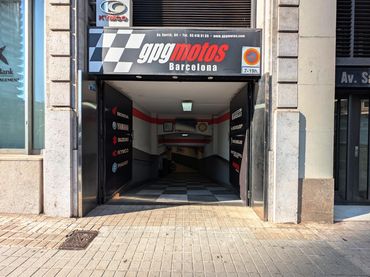 Local comercial en venta en Avenida de Sarrià