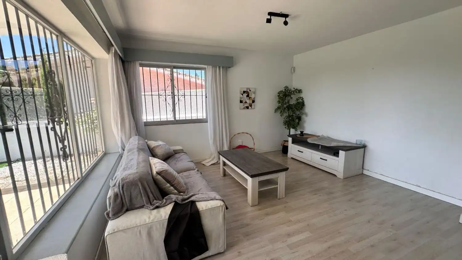 Sala d'estar de Casa o xalet en venda en Benalmádena amb Terrassa