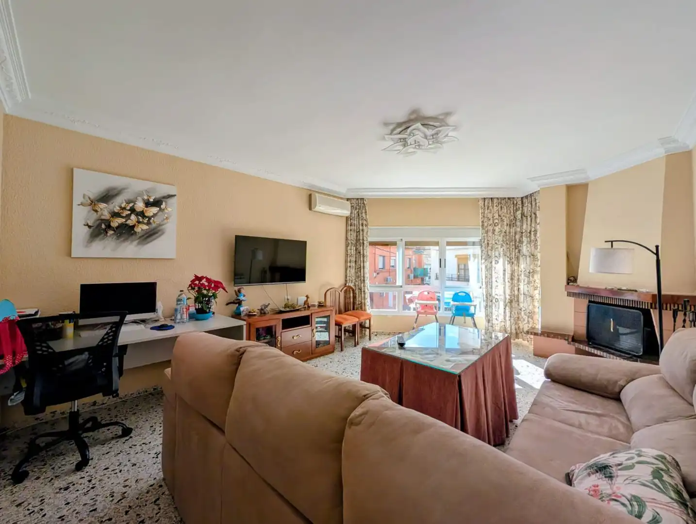 Casa amb terrassa en venda a Loja, imagen 3