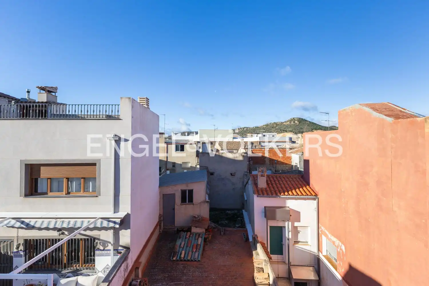 Terrassa de Casa o xalet en venda en Villar del Arzobispo amb Aire condicionat, Calefacció i Traster