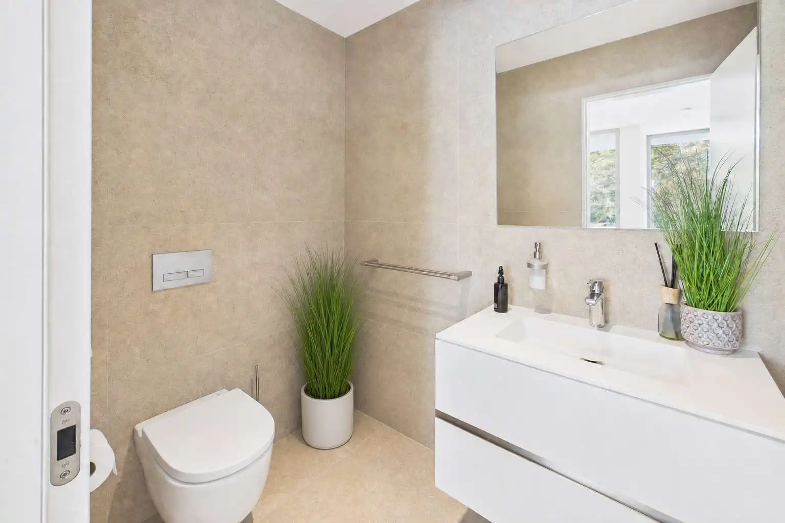 Badezimmer von Einfamilien-Reihenhaus zum Verkauf in Capdepera mit Klimaanlage, Terrasse und Möbliert