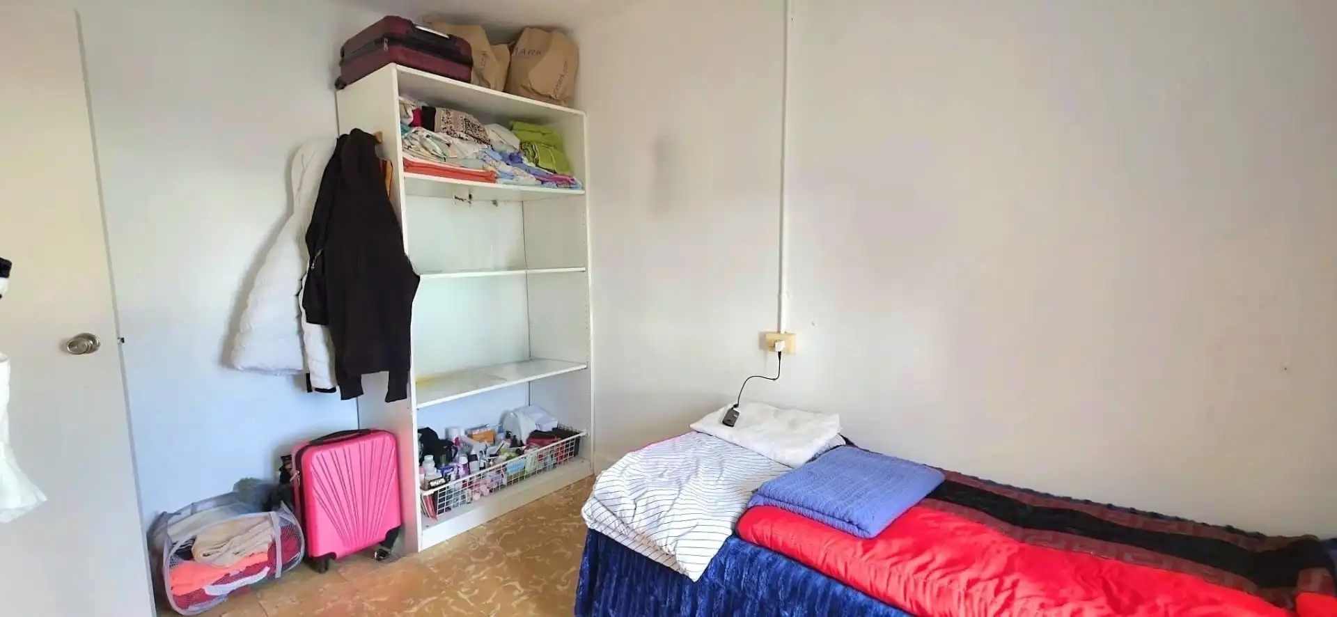 Habitación de Piso en venta en Narón con Calefacción, Terraza y Amueblado