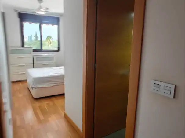Schlafzimmer von Wohnung zur Miete in Murcia mit Heizung, Parkett und Möbliert