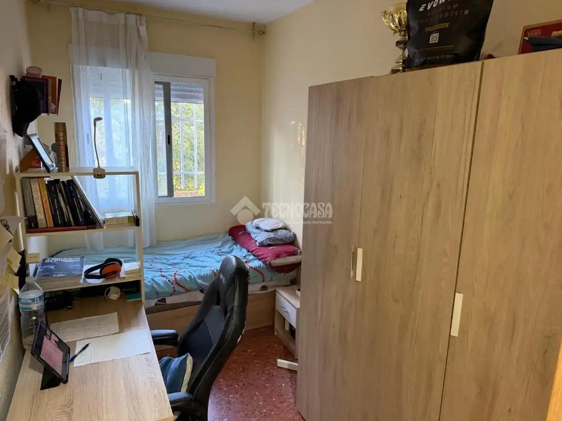 Habitación de Piso en venta en Torredelcampo con Aire acondicionado y Amueblado