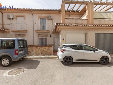 Reihenhaus zum Verkauf in Calle TVAL BLAS DE OTERO 4