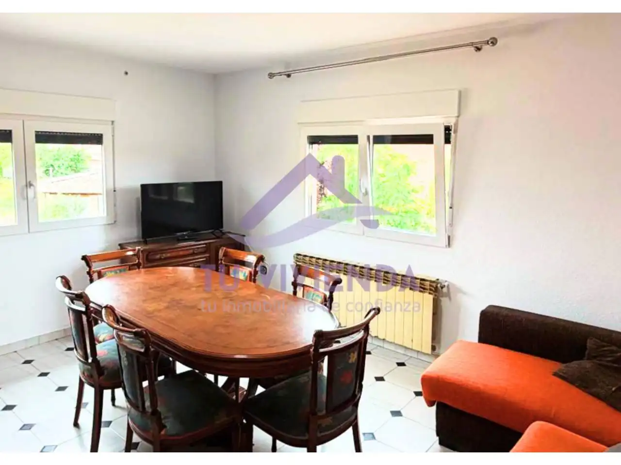 Jardí de Casa o xalet de lloguer en Santervás de la Vega amb Calefacció, Terrassa i Moblat