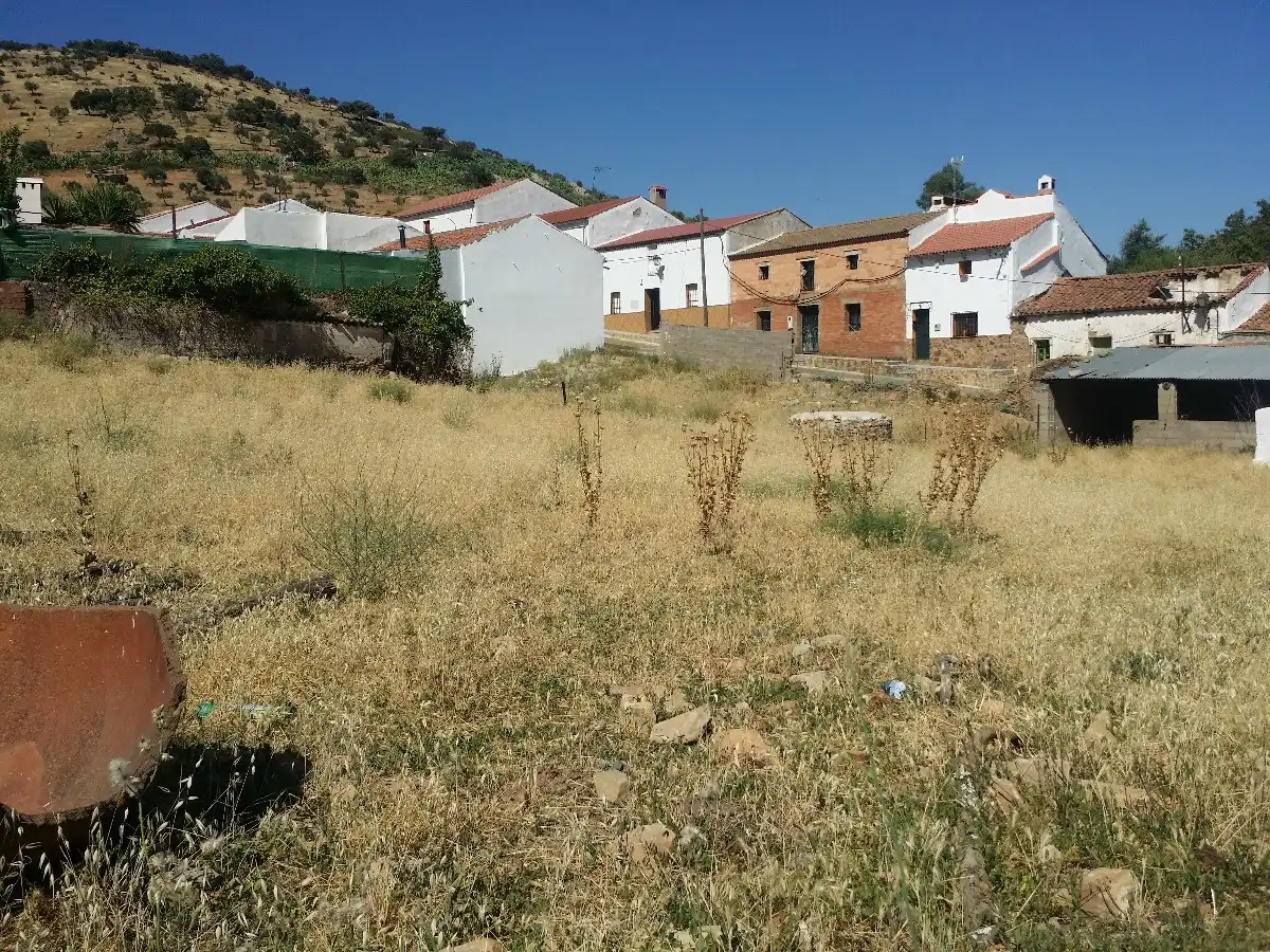 Lands and plots for sale in Belmez