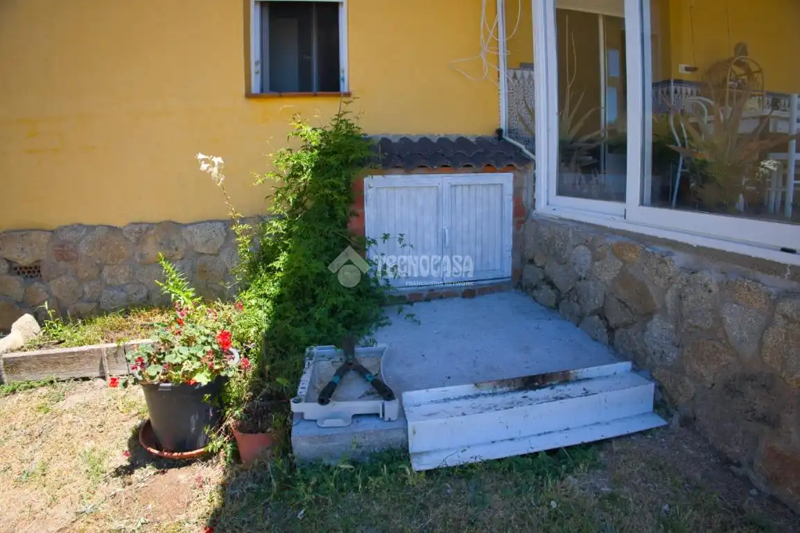 Jardín de Casa o chalet en venta en Calvarrasa de Arriba con Calefacción y Terraza