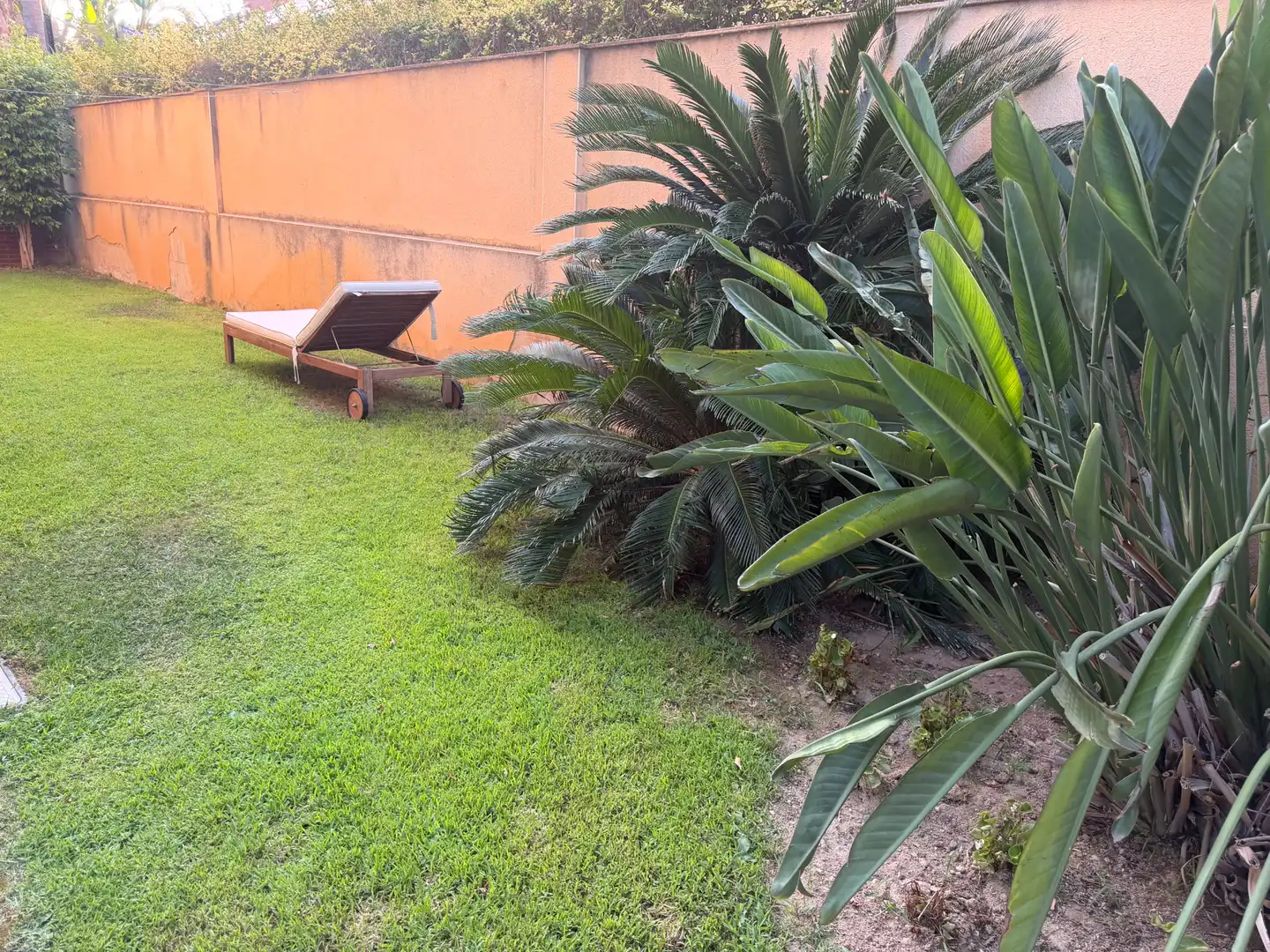Jardí de Casa adosada en venda en Cambrils amb Aire condicionat, Calefacció i Jardí privat
