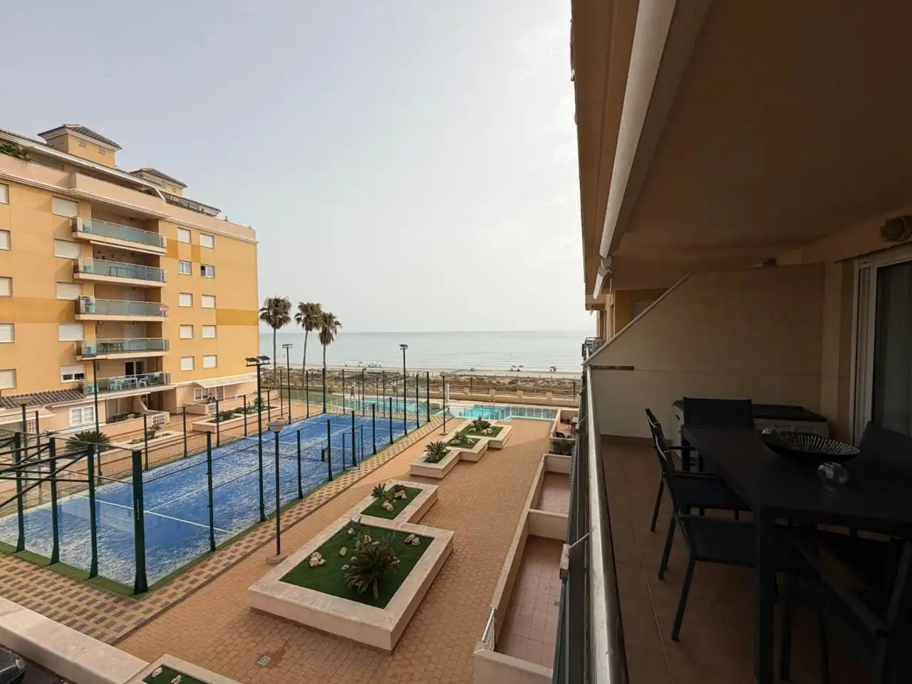 Terraza de Apartamento en venta en La Manga del Mar Menor con Aire acondicionado, Calefacción y Jardín privado