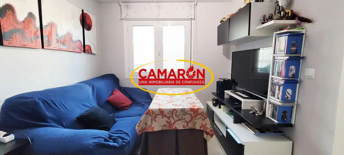 Habitación de Casa adosada en venta en Coria del Río con Aire acondicionado