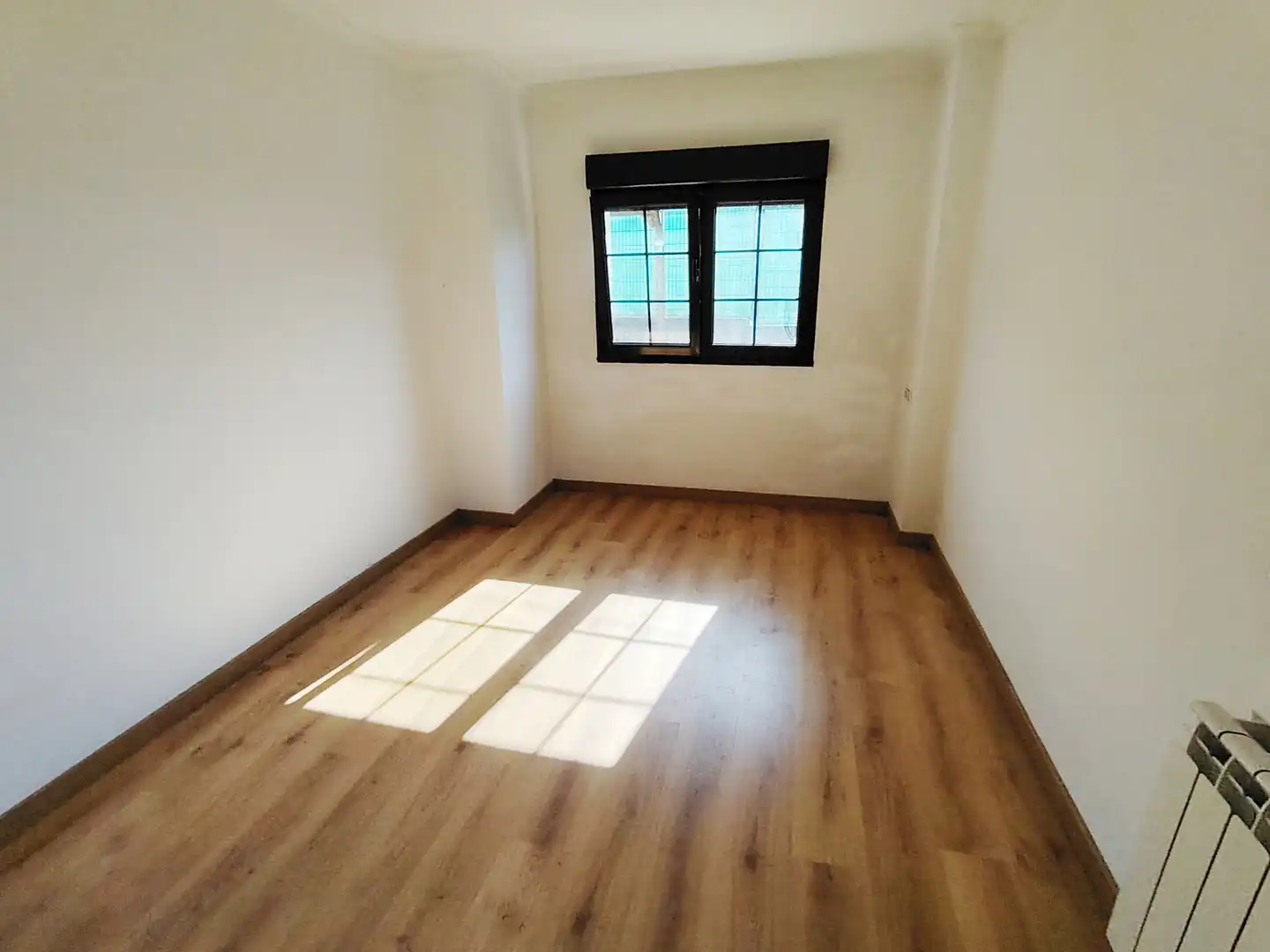 Habitación de Casa o chalet en venta en Gijón  con Calefacción, Jardín privado y Parquet